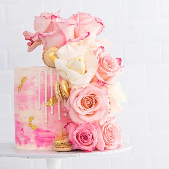 Rose & Macaron Cascade Cake - Image 4