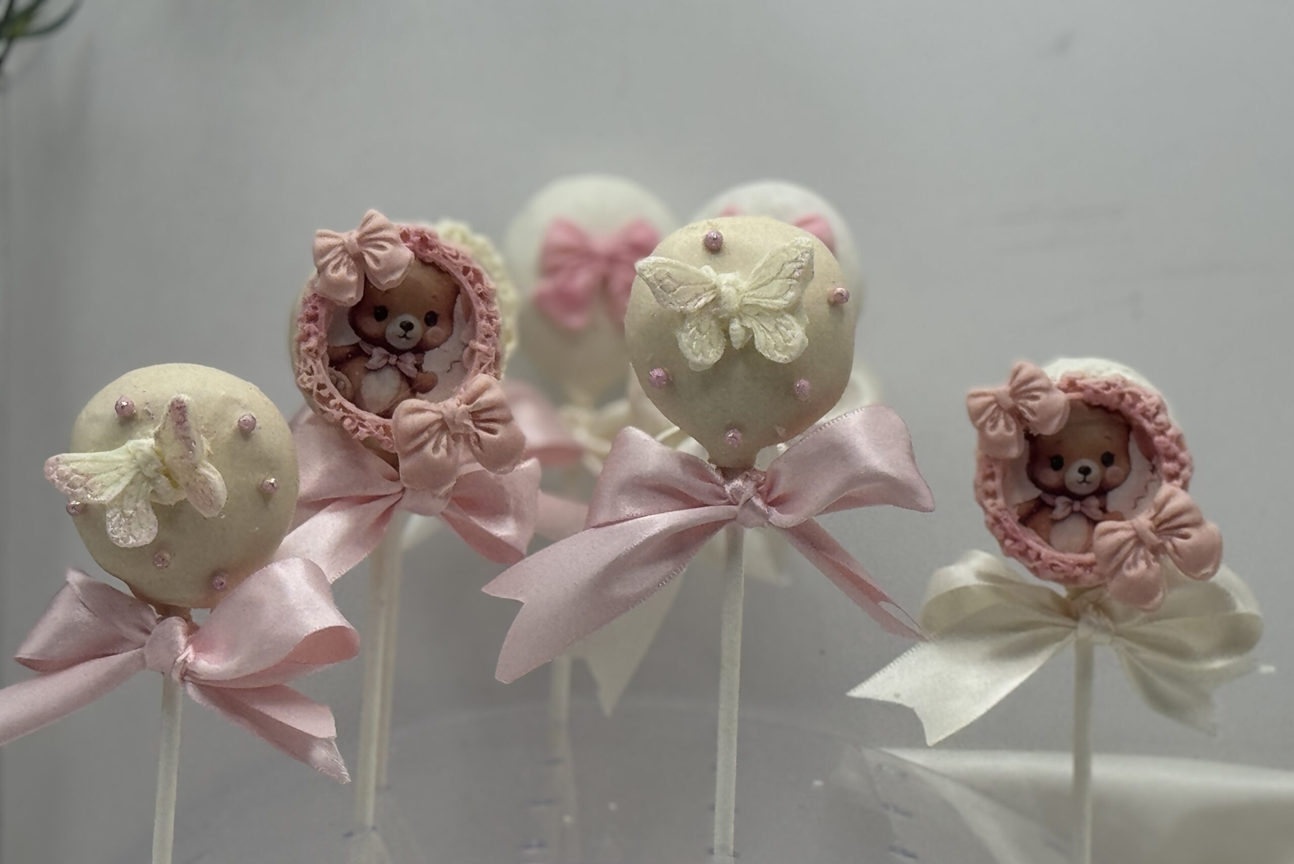 Baby Shower Teddy Cakesicles - Image 5